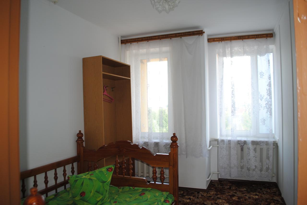 Hotel - Restaurant "Lion'S Heart" Velyka Omelyana エクステリア 写真